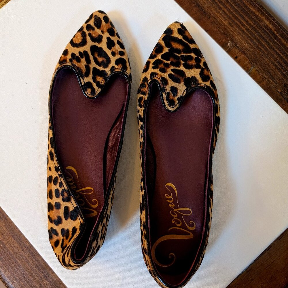 NWOT Vogue calf hair flats - Lady is a Vamp